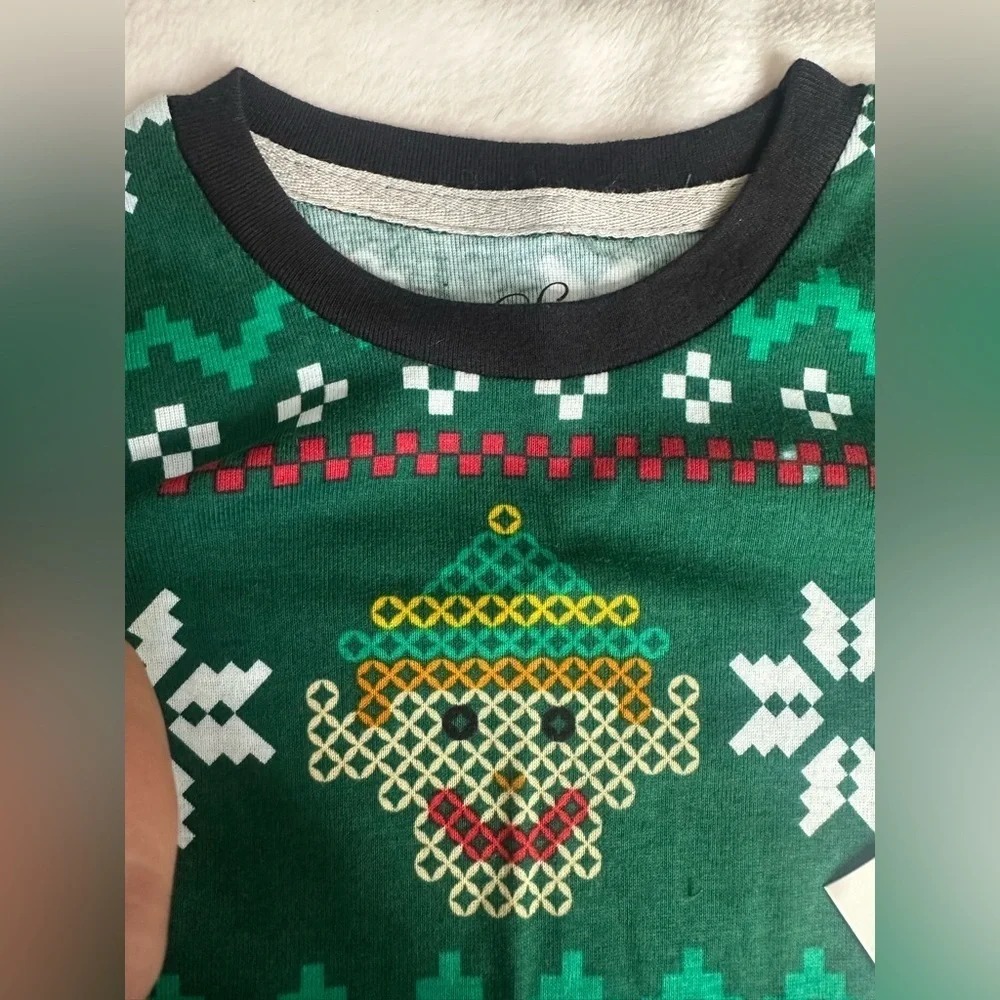 Secret Santa Elf Pajamas Size 4T KIDS 2 Piece Set Green Red New with Tags